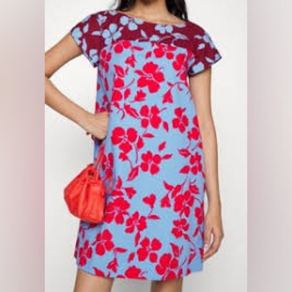 Weekend Max Mara Once Day/Shift Dress in Light Blue Hawaii - Size 2 (US)